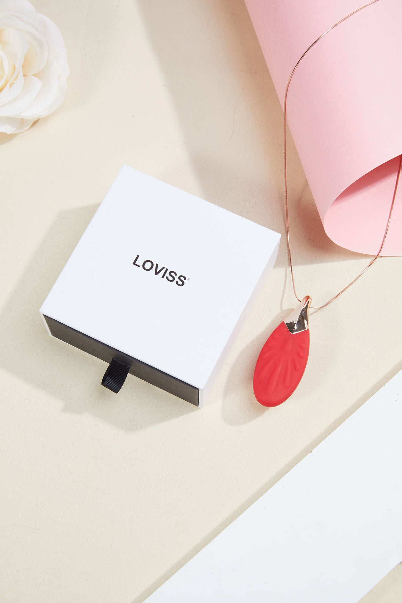 Loviss Dewdrop Necklace